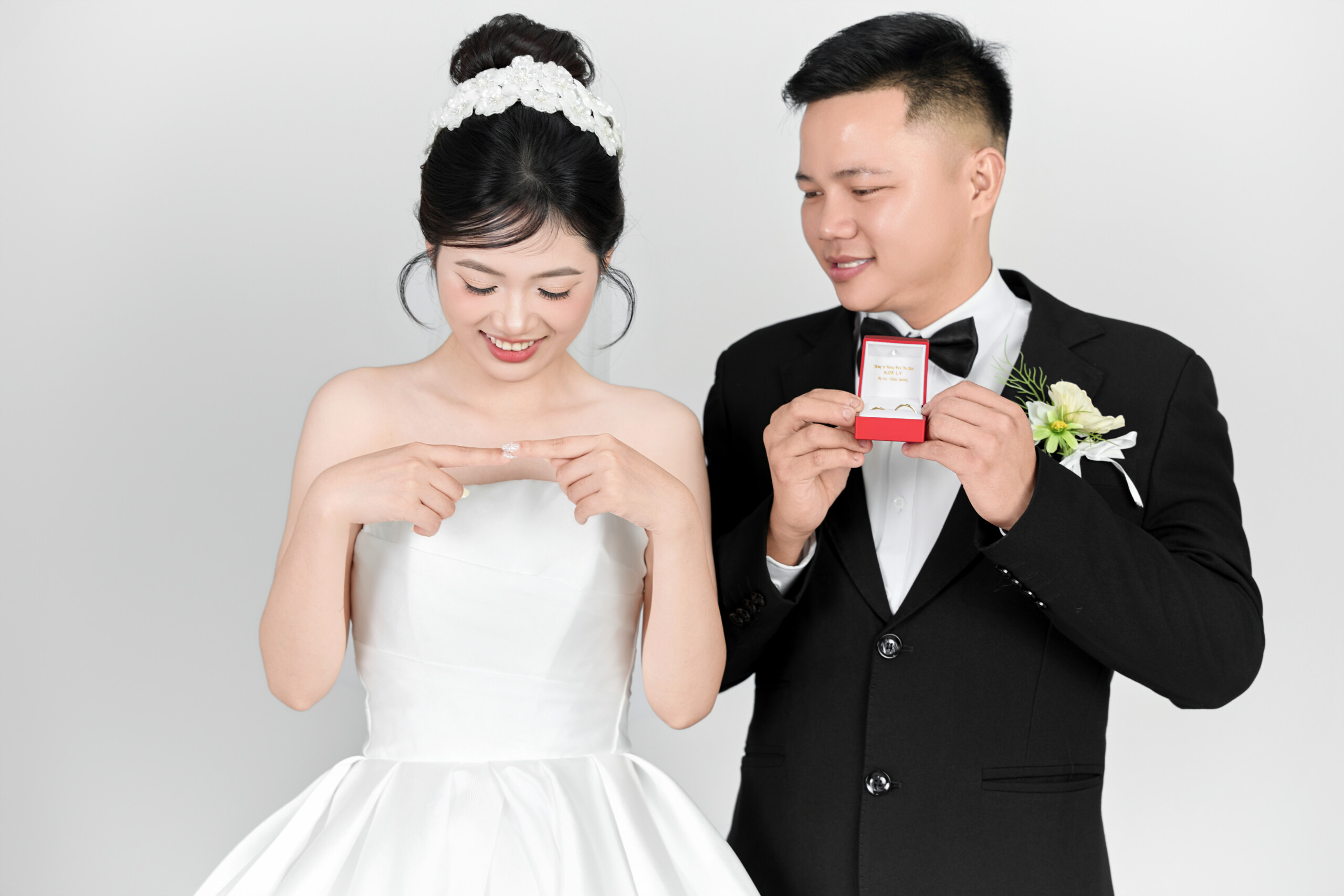 LƯƠNG NAM – NGUYỄN PHƯƠNG